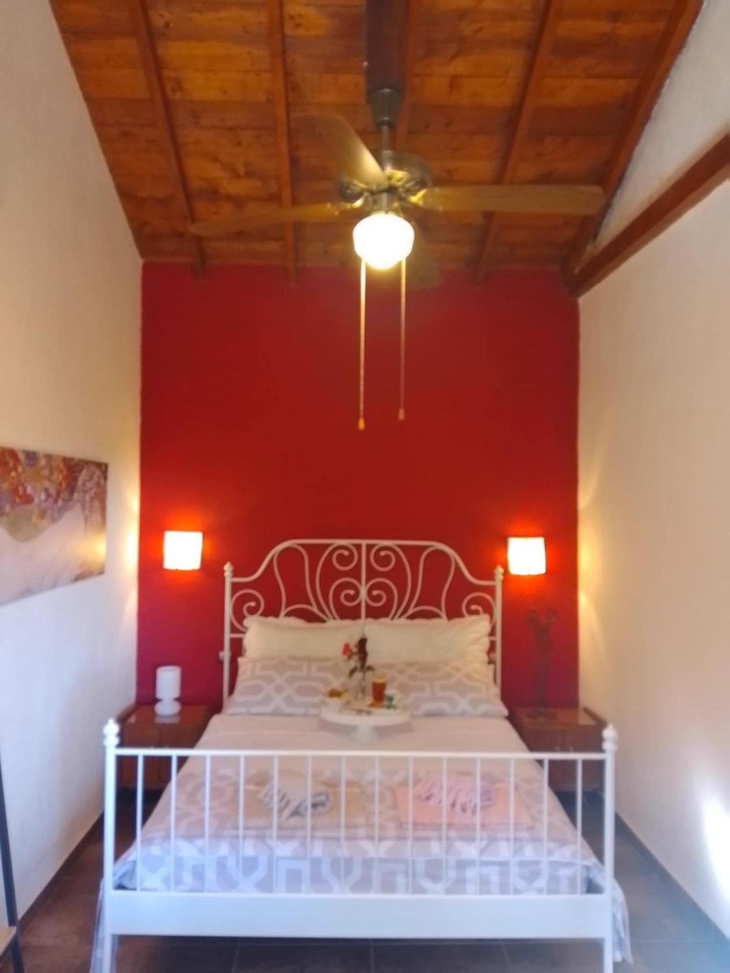 Lagoon Beach House เนอาโปติไดอา ภายนอก รูปภาพ